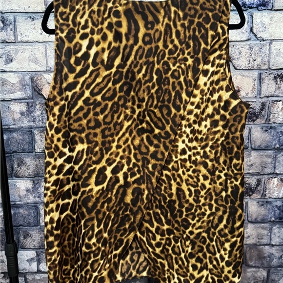 NWT Ralph Lauren Leopard Crepe Asymmetrical Back Sleeveless Top Sz Large - Picture 3 of 4